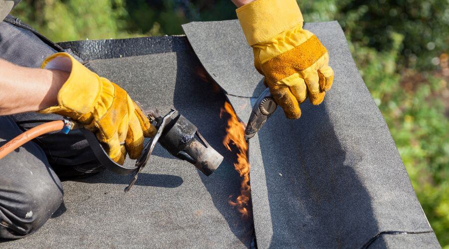 Professional gutter cleaning in Harrellsville, NC